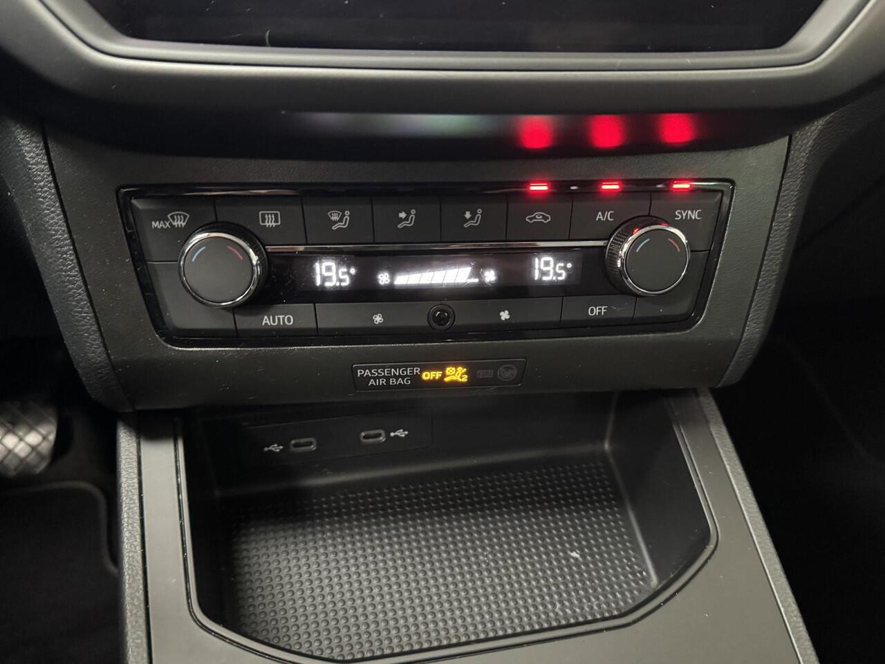 Seat IBIZA 1.0 TSI Flex | Navigatie | Parkeersensoren | Trekhaak | Cruise control |