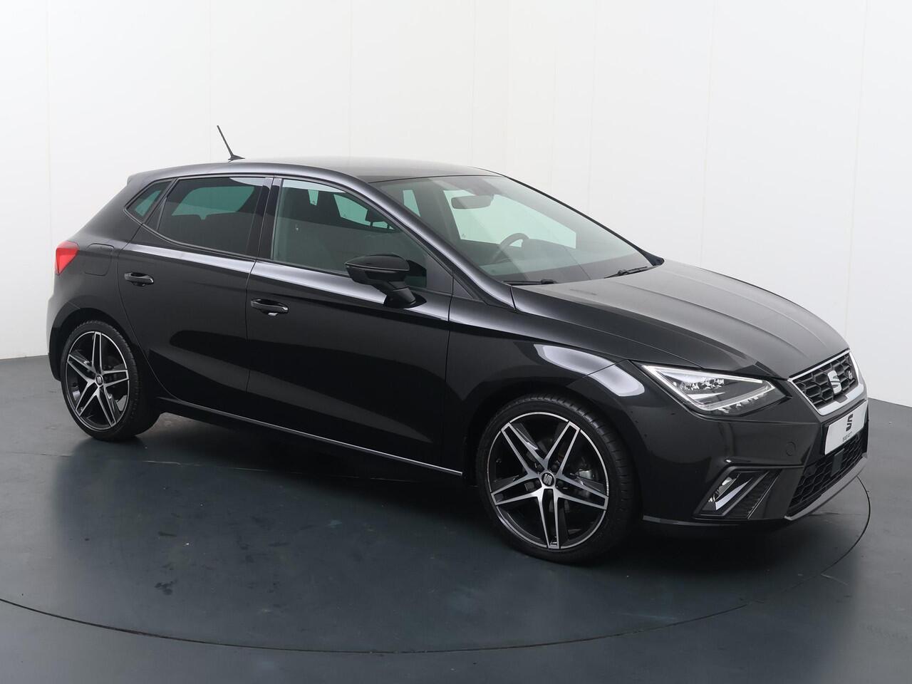 Seat IBIZA 1.0 TSI FR Business Intense Plus | 110 PK | Automaat | Beats audio pack | LED verlichting | Apple Carplay/Android Auto |