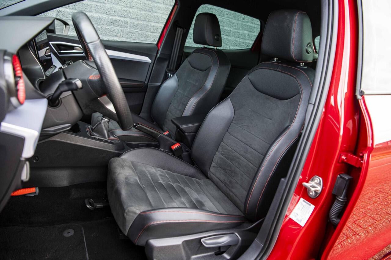 Seat IBIZA 1.0 TSi 95 pk FR Business Intense | Alcantara | Virtual Cockpit | Camera | Navigatie