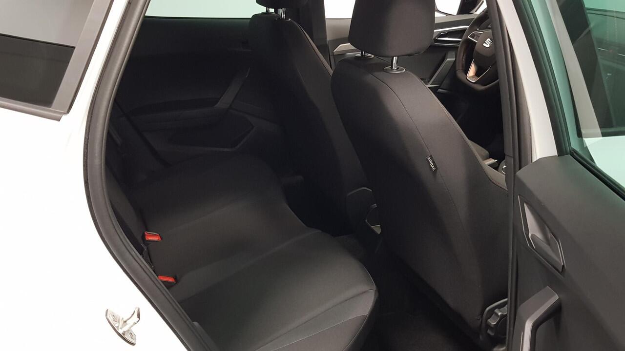 Seat IBIZA 1.0 TSI 110pk DSG FR Climate Control | Parkeer sensoren | Verwarmde voorstoelen | DAB | Lichtmetalen velgen