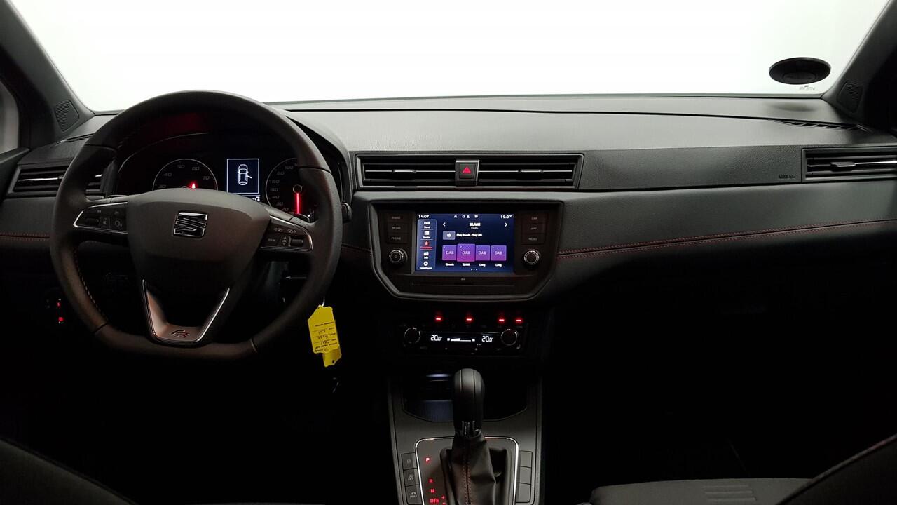 Seat IBIZA 1.0 TSI 110pk DSG FR Climate Control | Parkeer sensoren | Verwarmde voorstoelen | DAB | Lichtmetalen velgen