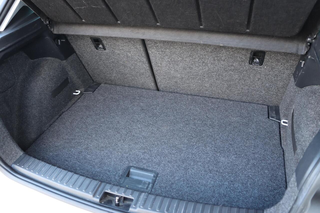 Seat IBIZA 1.0 TSI Style Business Intense DSG7 110pk