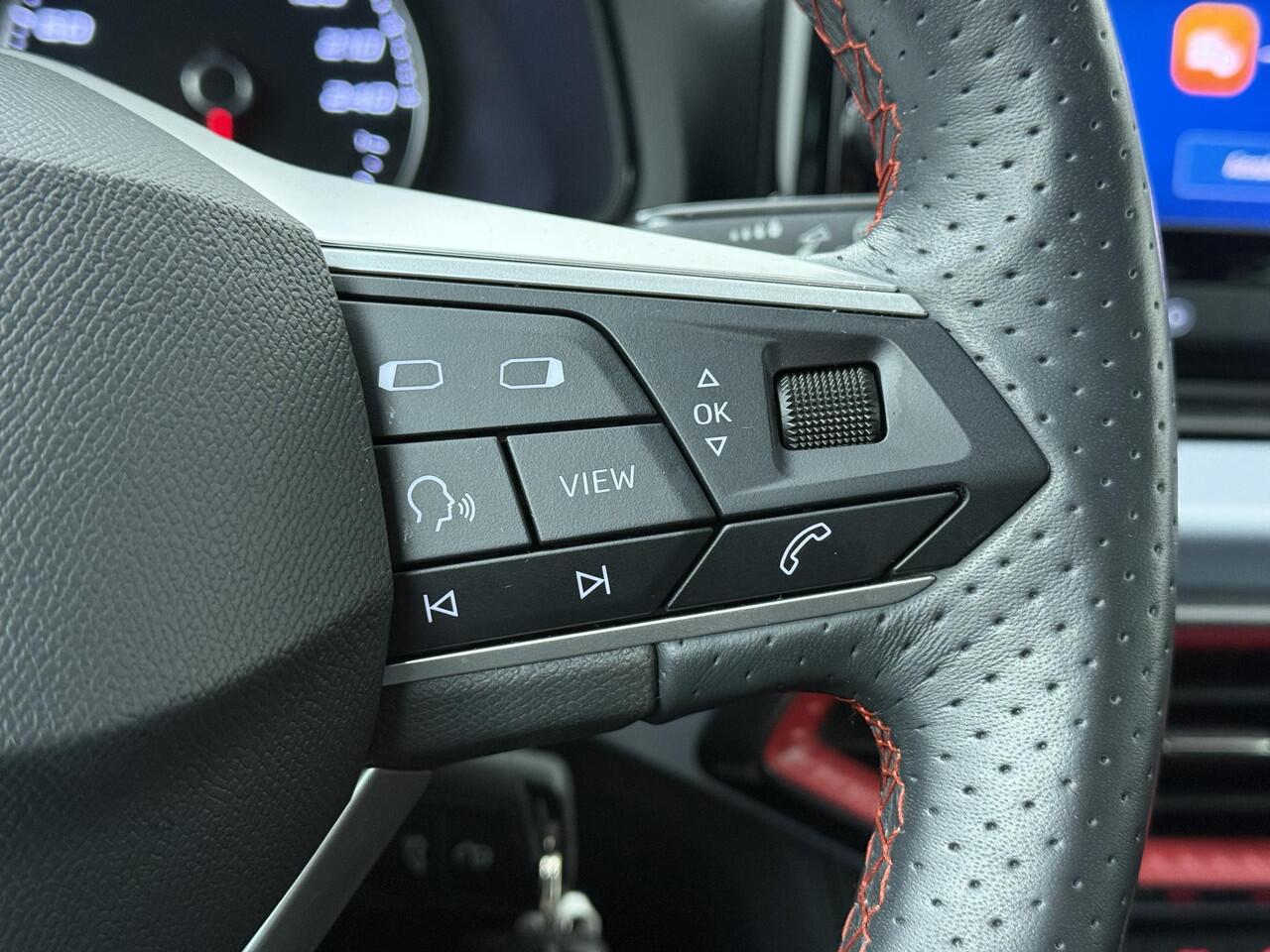 Seat IBIZA 1.0 EcoTSI FR | 95 PK | Cruise control | LED verlichting | Apple Carplay/Android Auto | 18" LM velgen |