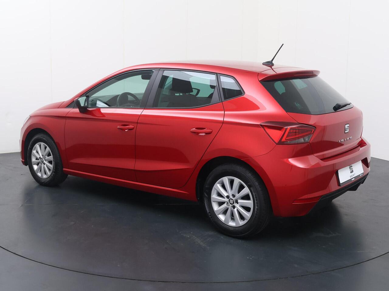 Seat IBIZA 1.0 TSI Style Business Intense Plus | 95 PK | Climate control | LED verlichting | Apple Carplay/Android Auto | Achteruitrijcamera |