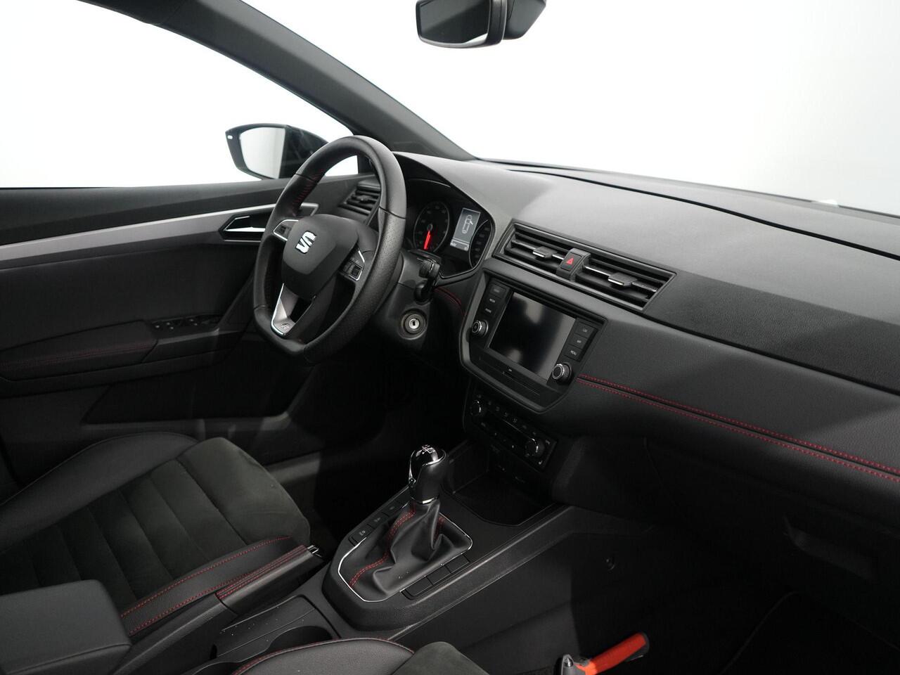 Seat IBIZA 1.0 TSI FR Business Intense | LED | Leer | Winterpakket |