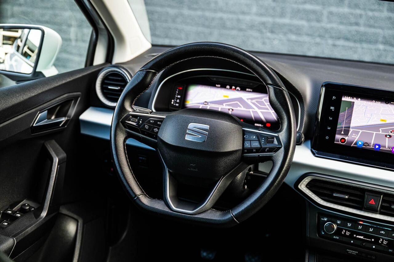 Seat IBIZA 1.0 TSi 95 pk Style Business Intense | Facelift | Groot infotainment | Stoelverwarming