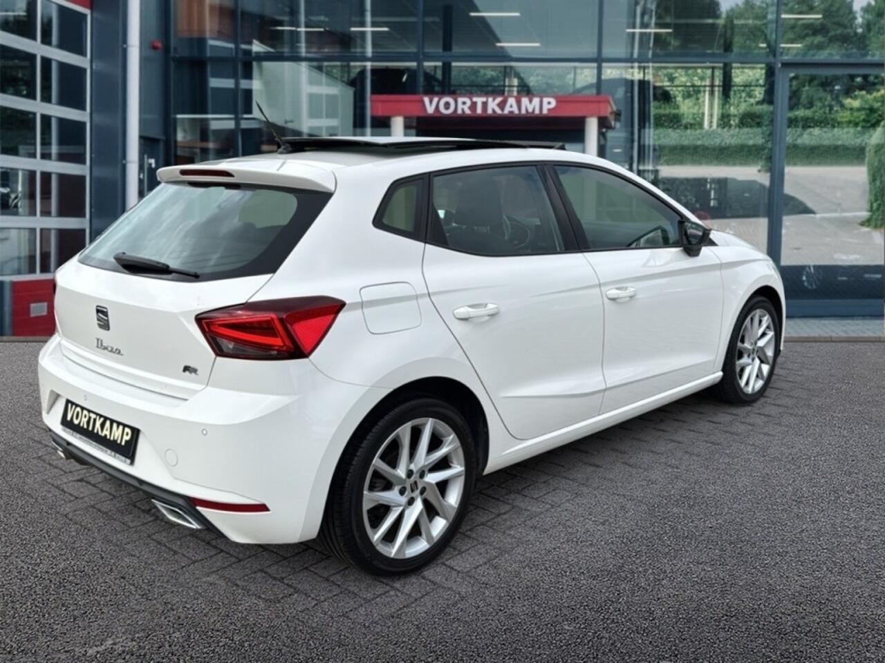 Seat IBIZA 1.0 TSI DSG FR PANO-DAK/CAMERA/NAVI/CARPLAY/ACC/STOELVERW