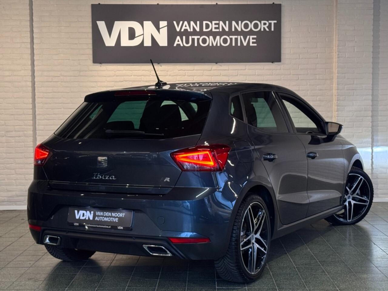 Seat IBIZA 1.0 TSI FR Business Intense Virtual Sfeerv ACC Camera 18''