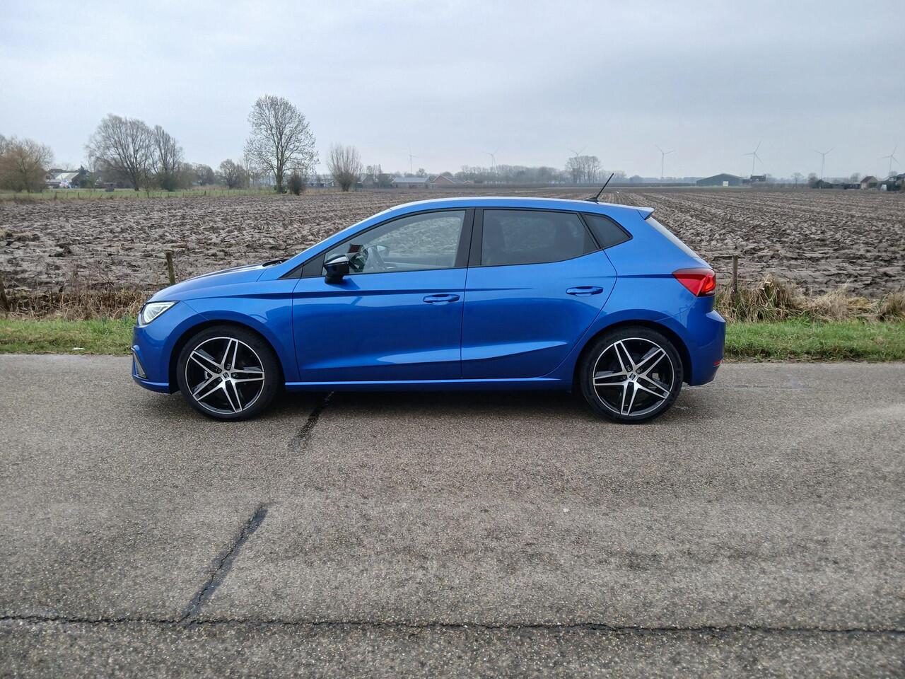 Seat IBIZA 1.0 EcoTSI FR Business Intense + Navigatie + 18 inch + Camera, 30.000 k.m.!!