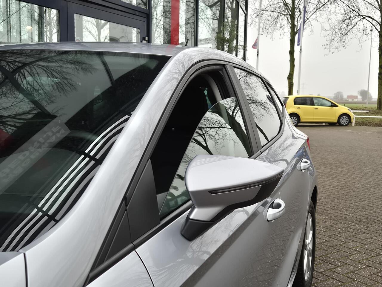 Seat IBIZA 1.0 EcoTSI Style Business Connect | ECC | LM Velgen | Android Auto/ Apple CarPlay | Stoelverwarming |