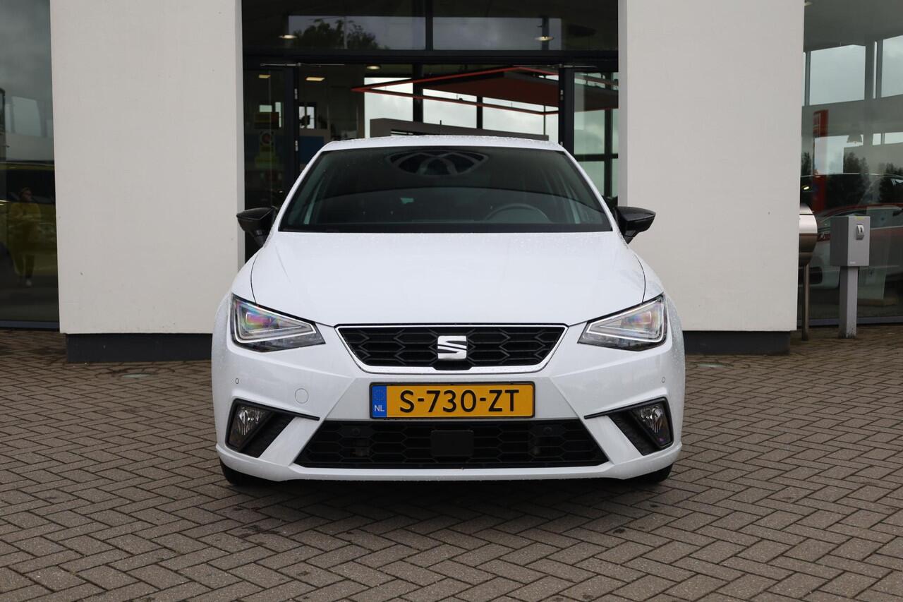 Seat IBIZA 1.0 EcoTSI FR Business Intense 95PK / 70kW, Achteruitrijcamera, parkeersensoren voor en achter, stoelverwarming, adaptieve cruise control (acc), volledig digitaal instrumentenpaneel, Apple Carplay / Android Auto, DAB+, inklapbare spiegels, 2-zone climatro