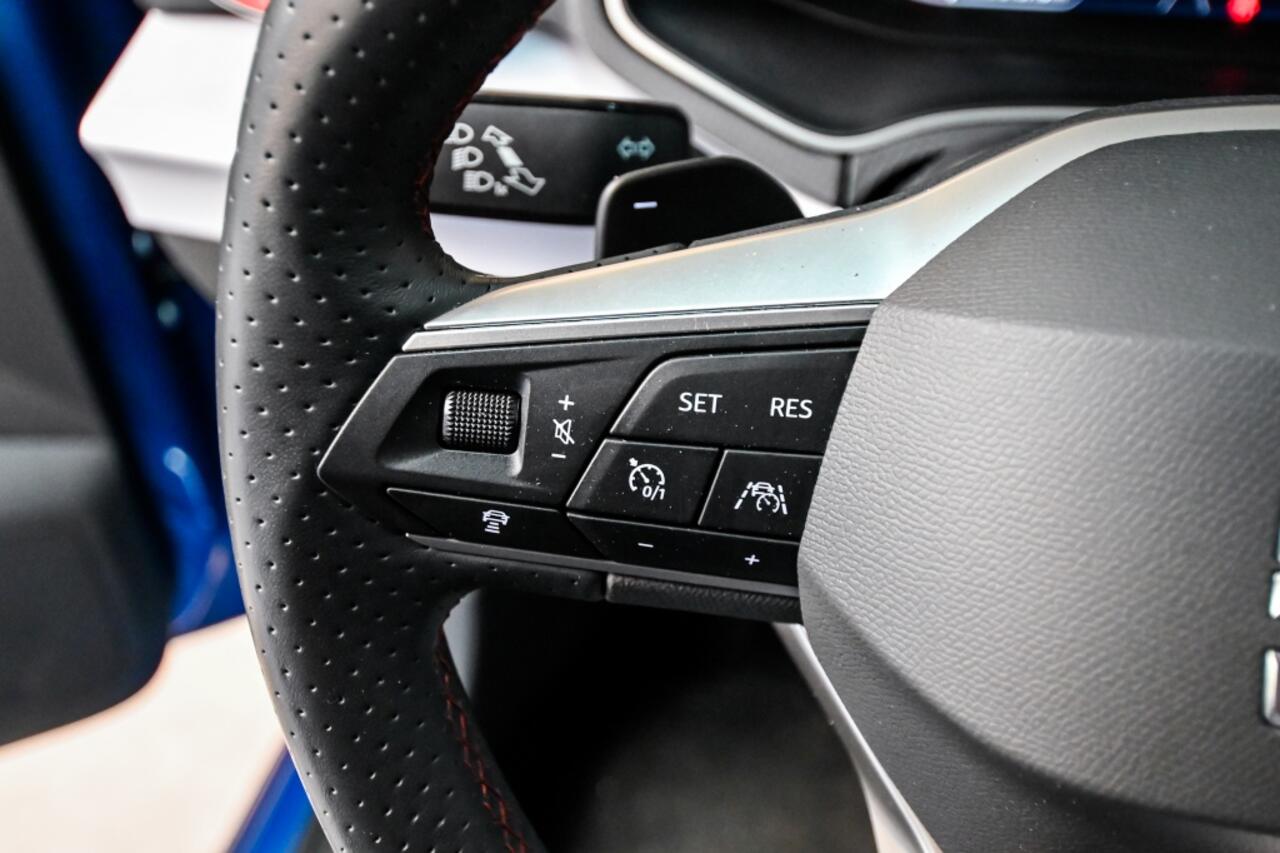 Seat IBIZA 1.0 TSI FR Pro Black Edition ACC|Pano|Camera