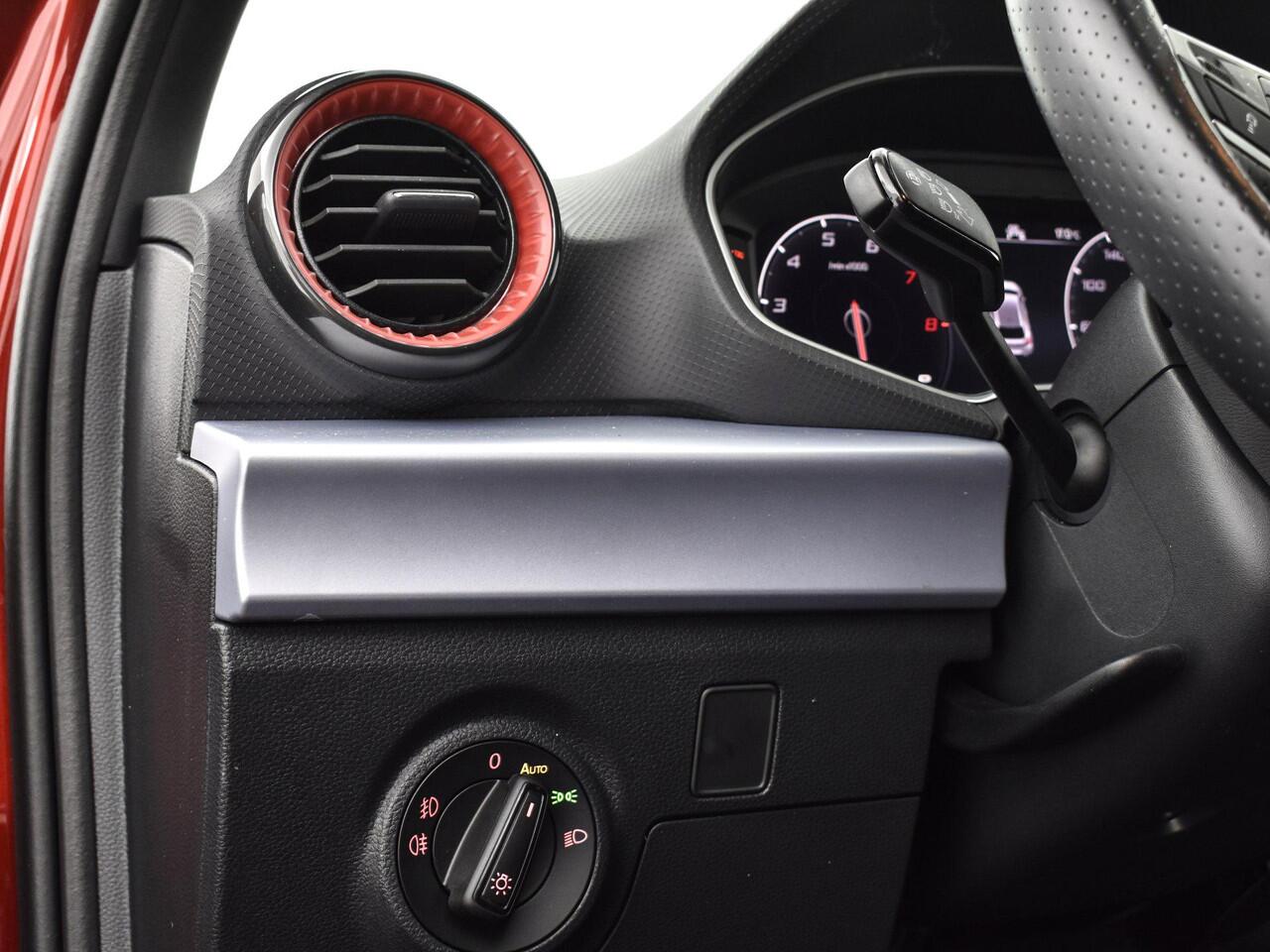 Seat IBIZA 1.0 TSI 110pk DSG FR Business Connect · Apple/Android Car Play · Camera · P-Sensoren · Stoelverwarming · Virtual Cockpit · 17'' Inch · Garantie t/m 04-07-2027 of 100.000km