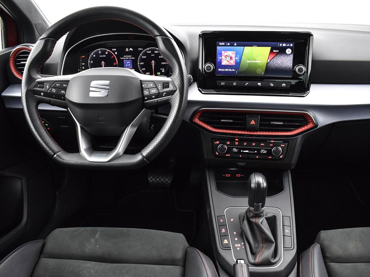 Seat IBIZA 1.0 TSI 110pk DSG FR Business Connect · Apple/Android Car Play · Camera · P-Sensoren · Stoelverwarming · Virtual Cockpit · 17'' Inch · Garantie t/m 04-07-2027 of 100.000km