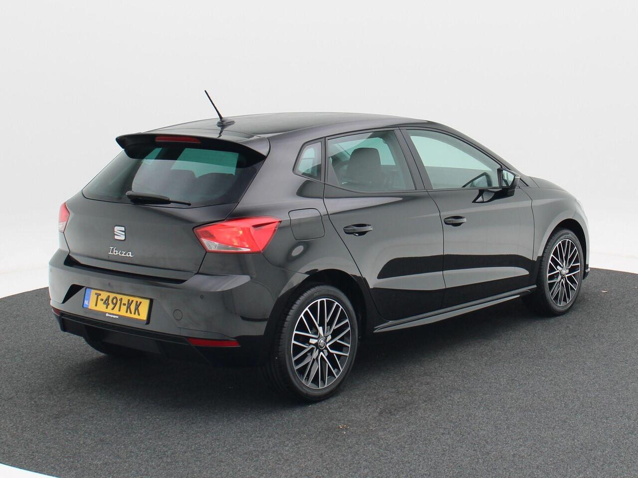 Seat IBIZA 1.0 EcoTSi 4.OH! Edition | Digitaal Dashboard | Stoelverwarming | CarPlay | Parkeersensoren | LED | 17 Inch | 23.914 Km!!