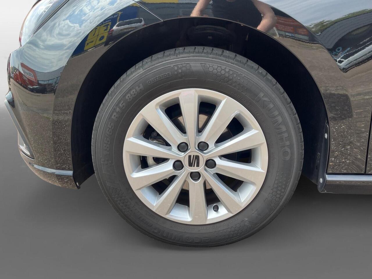 Seat IBIZA 1.0 EcoTSI Style Business Intense | parkeersensoren voor en achter | LM velgen | MultiMedia-Navi | stoelverwarming | cruise control | Digitaal dashboard | 2- zone climate control