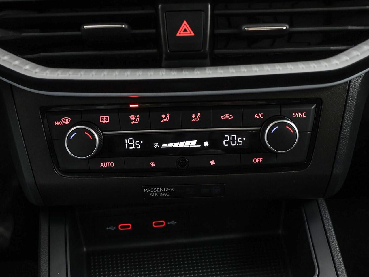 Seat IBIZA 1.0 95pk EcoTSI Style · Apple/Android Car Play · P-Sensoren · Cruise Control · Climatronic · 15'' Inch · Garantie t/m 10-01-2027 of 100.000km