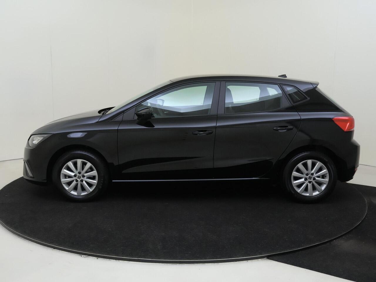 Seat IBIZA 1.0 EcoTSI Style Business Connect | CarPlay | Digital cockpit | Cruise control | Climate control | Elektrisch inklapbare buitenspiegels | Parkeersensoren achter |