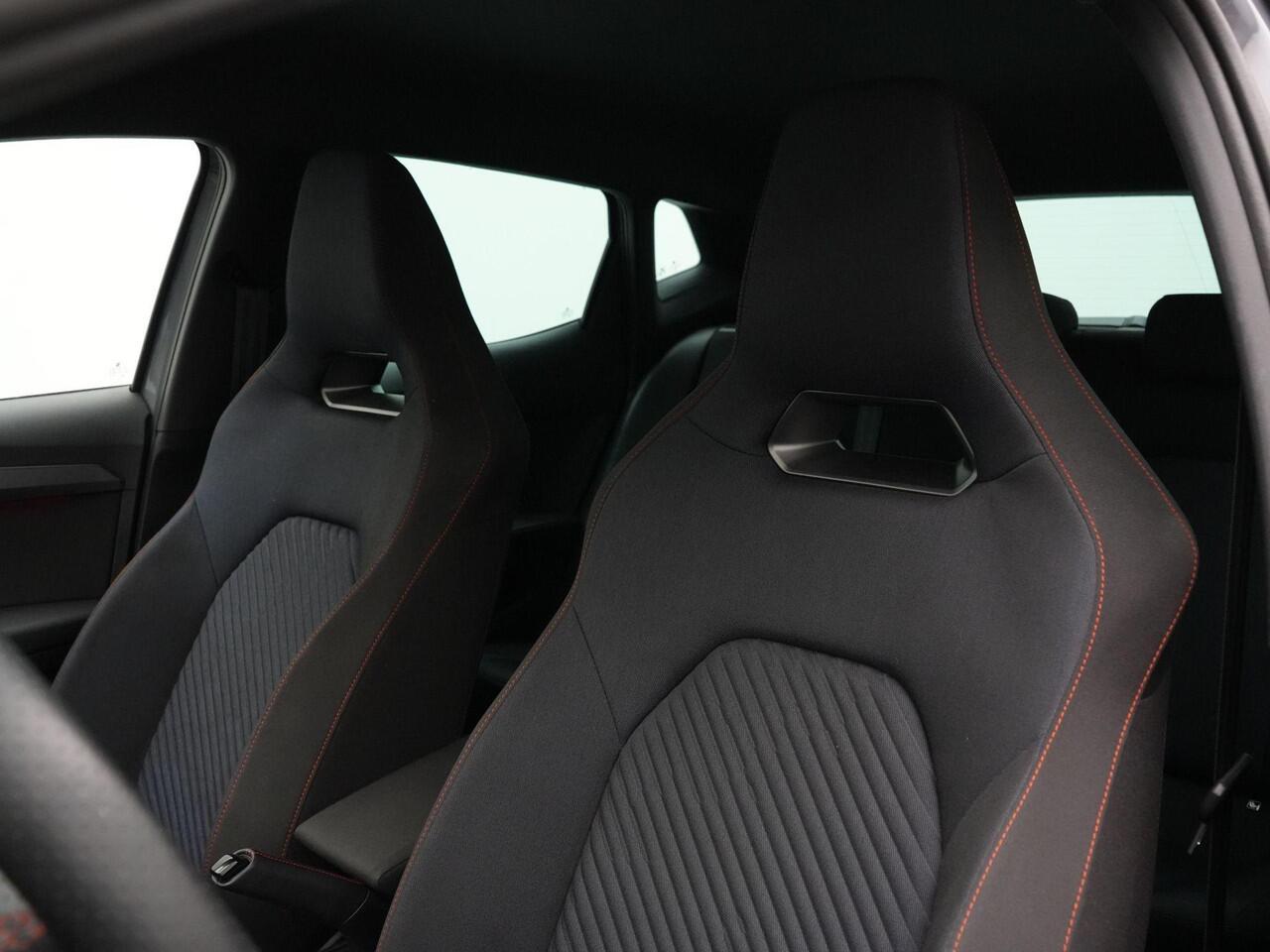 Seat IBIZA 1.0 EcoTSI 115 pk FR Anniversary | Parkeersensoren voor/achter | Virtual Cockpit | Carplay | Climatronic