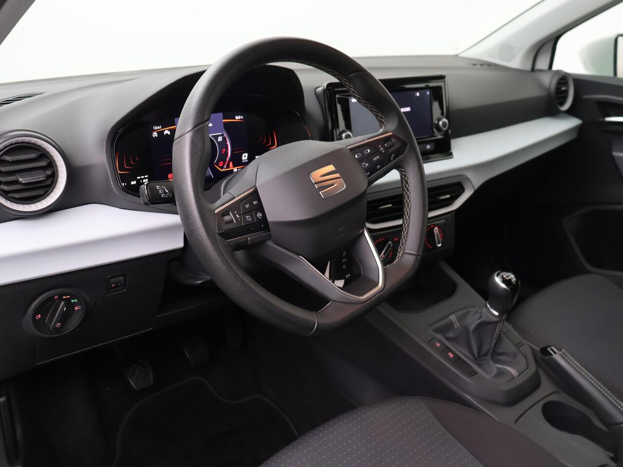 Seat IBIZA 1.0 EcoTSI Style | 95 PK | Cruise control | Apple Carplay/Android Auto | Airco |