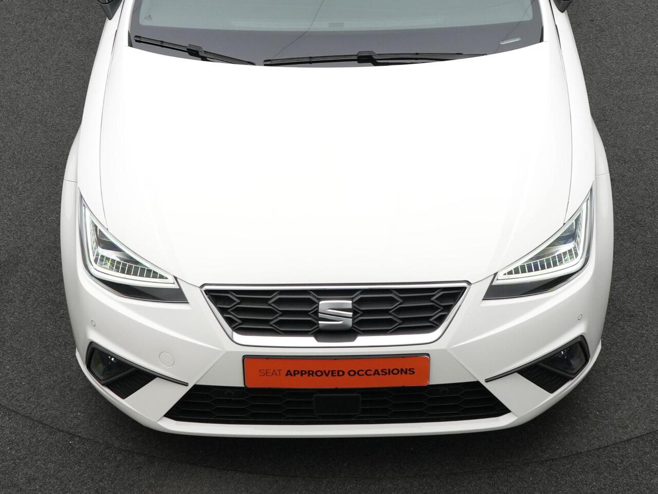 Seat IBIZA 1.0 EcoTSI 115 pk FR Anniversary | Parkeersensoren voor/achter | Sportstoelen | Carplay | Virtual Cockpit