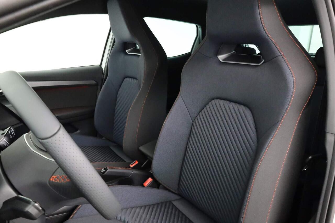 Seat IBIZA 1.0 EcoTSI 115 pk FR Anniversary | Parkeersensoren voor/achter | Sportstoelen | Carplay | Virtual Cockpit