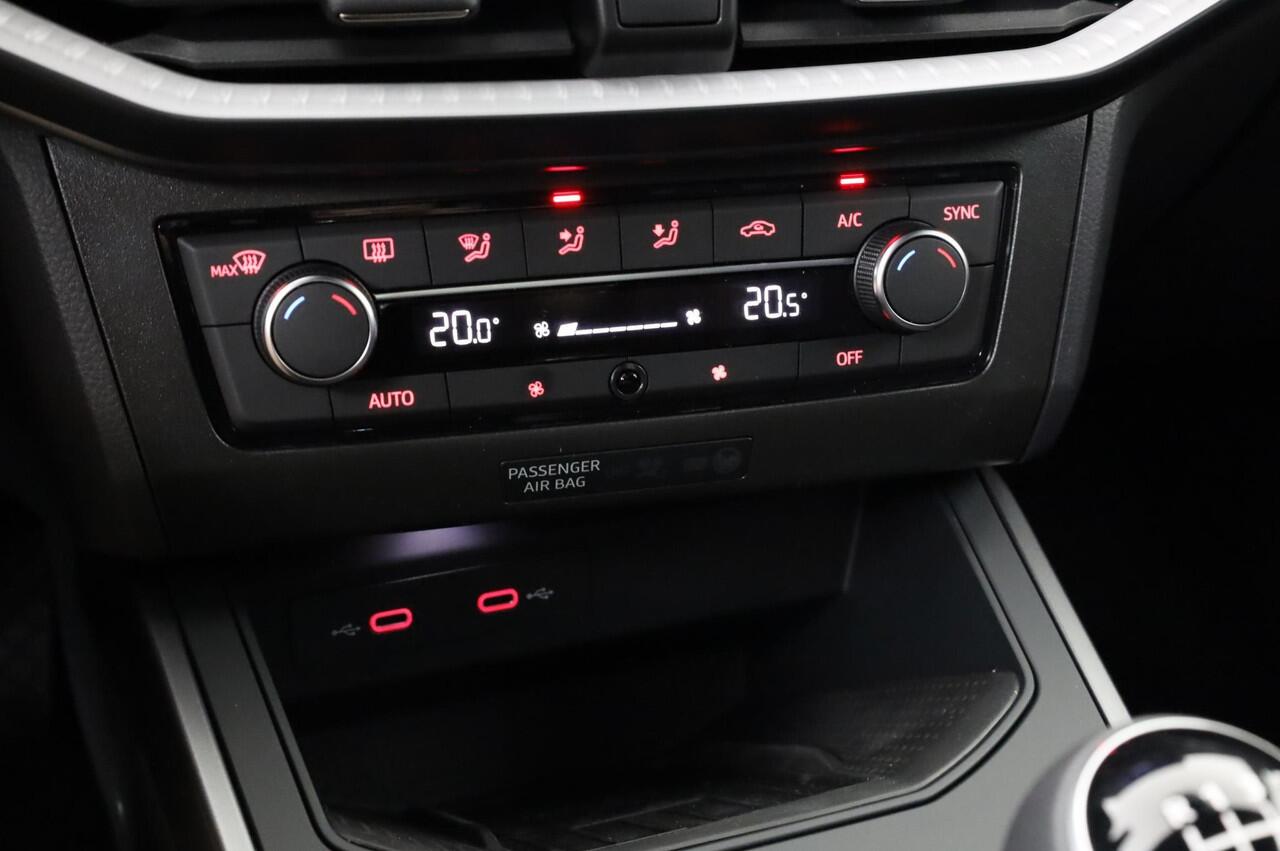 Seat IBIZA 1.0 EcoTSI 115 pk FR Anniversary | Parkeersensoren voor/achter | Sportstoelen | Carplay | Virtual Cockpit