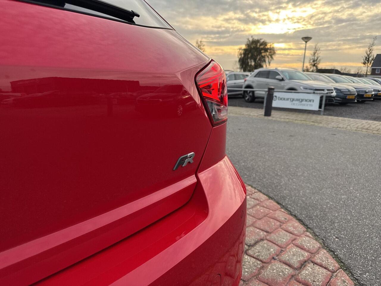 Seat IBIZA 1.0 EcoTSI FR Business | Led | Navi | 18 Inch | 110 pk | Automaat | Carplay | Virtual Cockpit |