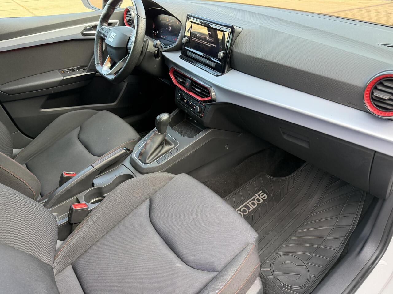 Seat IBIZA 1.0 EcoTSI FR Business Connect | Automaat | Camera | ACC | Carplay en meer!