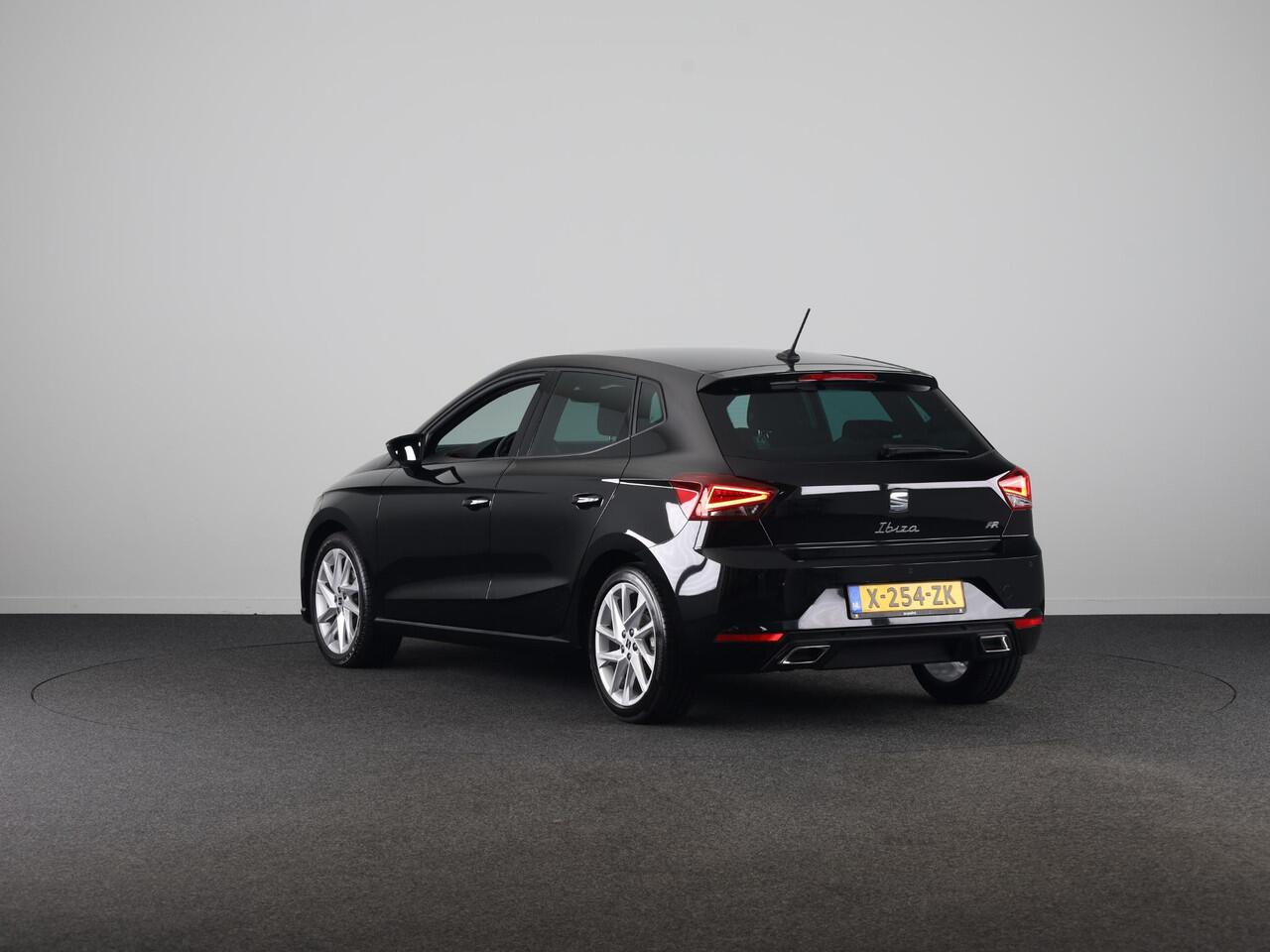 Seat IBIZA 1.0 EcoTSI FR 115 pk Automaat (DSG) | Verlengde garantie | Navigatie via App | Parkeersensoren | LED koplampen |