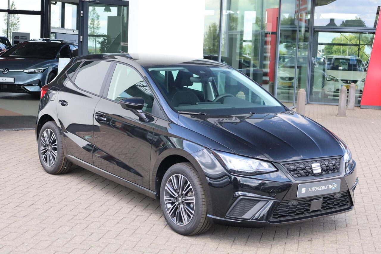 Seat IBIZA 1.0 EcoTSI Style Business Connect 95PK / 70kW Apple Carplay & Android Auto, cruise control, verwarmbare voorstoelen, parkeersensoren voor + achter, airco, volledig digitaal instrumentenpaneel, 16'' LMV 'Design'