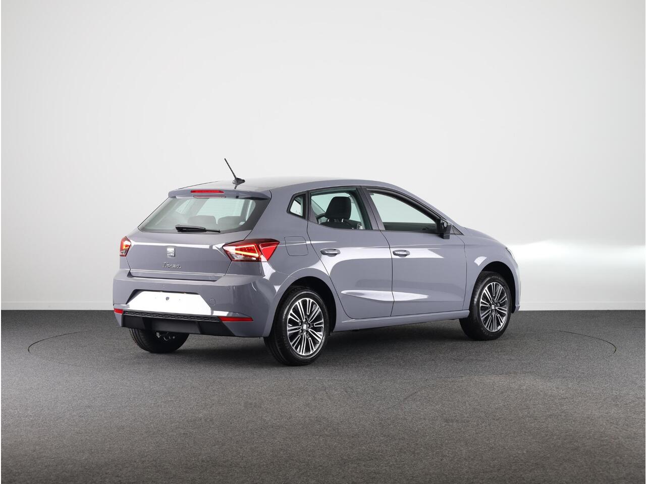 Seat IBIZA Style 1.0 TSI 95 pk 5 versn. Hand | 16 inch | Carplay | Cruise Control | Graphene Grey | Park Assist | Airco