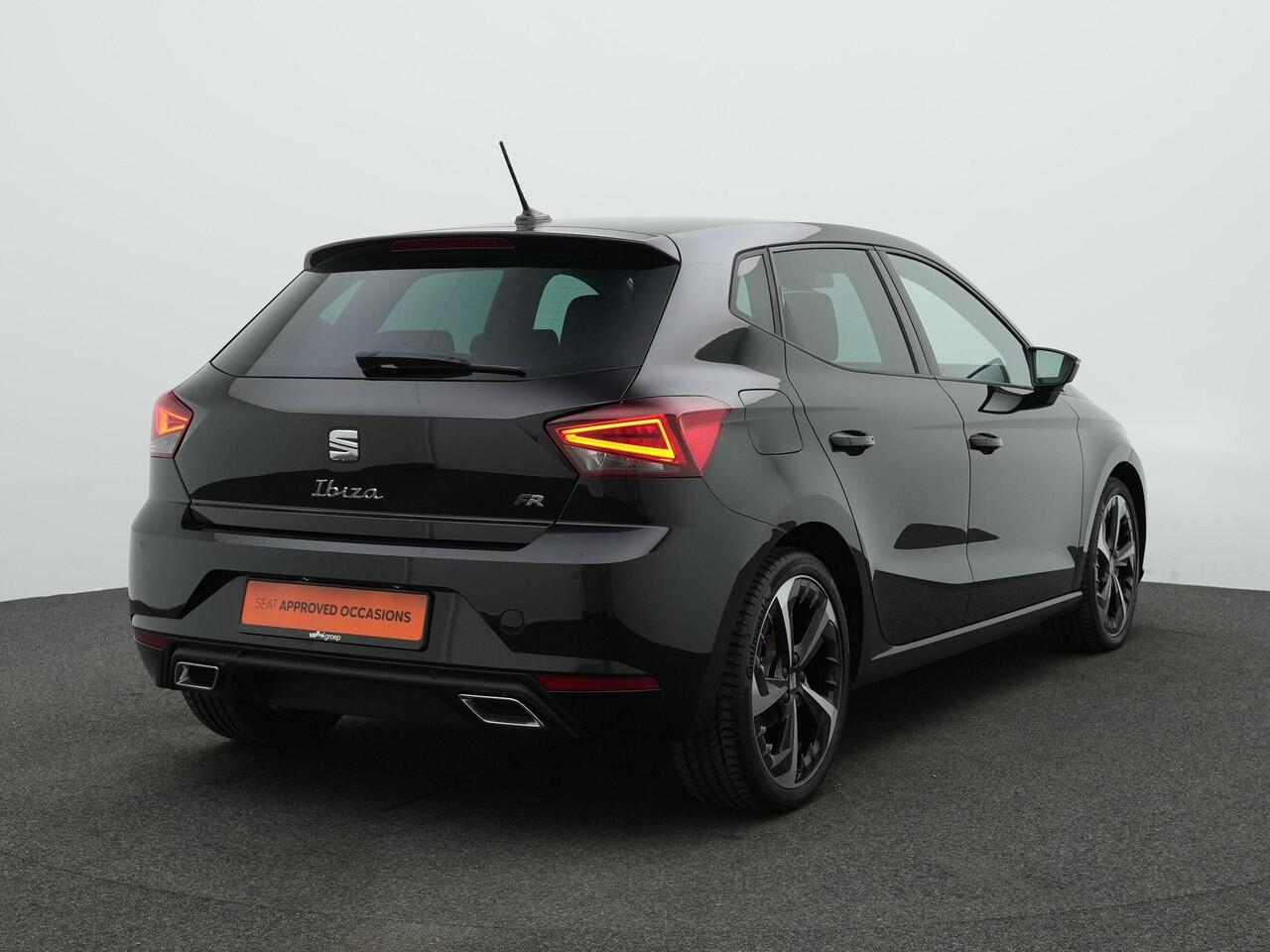 Seat IBIZA 1.0 EcoTSI 115 pk DSG FR | Adaptive Cruise | Parkeersensoren voor/achter | Carplay