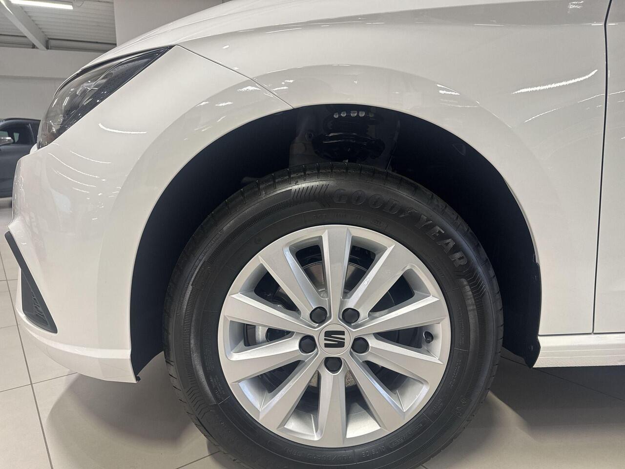 Seat IBIZA 1.0 EcoTSI Style APPLE CARPLAY Lichtmetalen velgen | Parkeersensoren | 2500 herwaardering!!