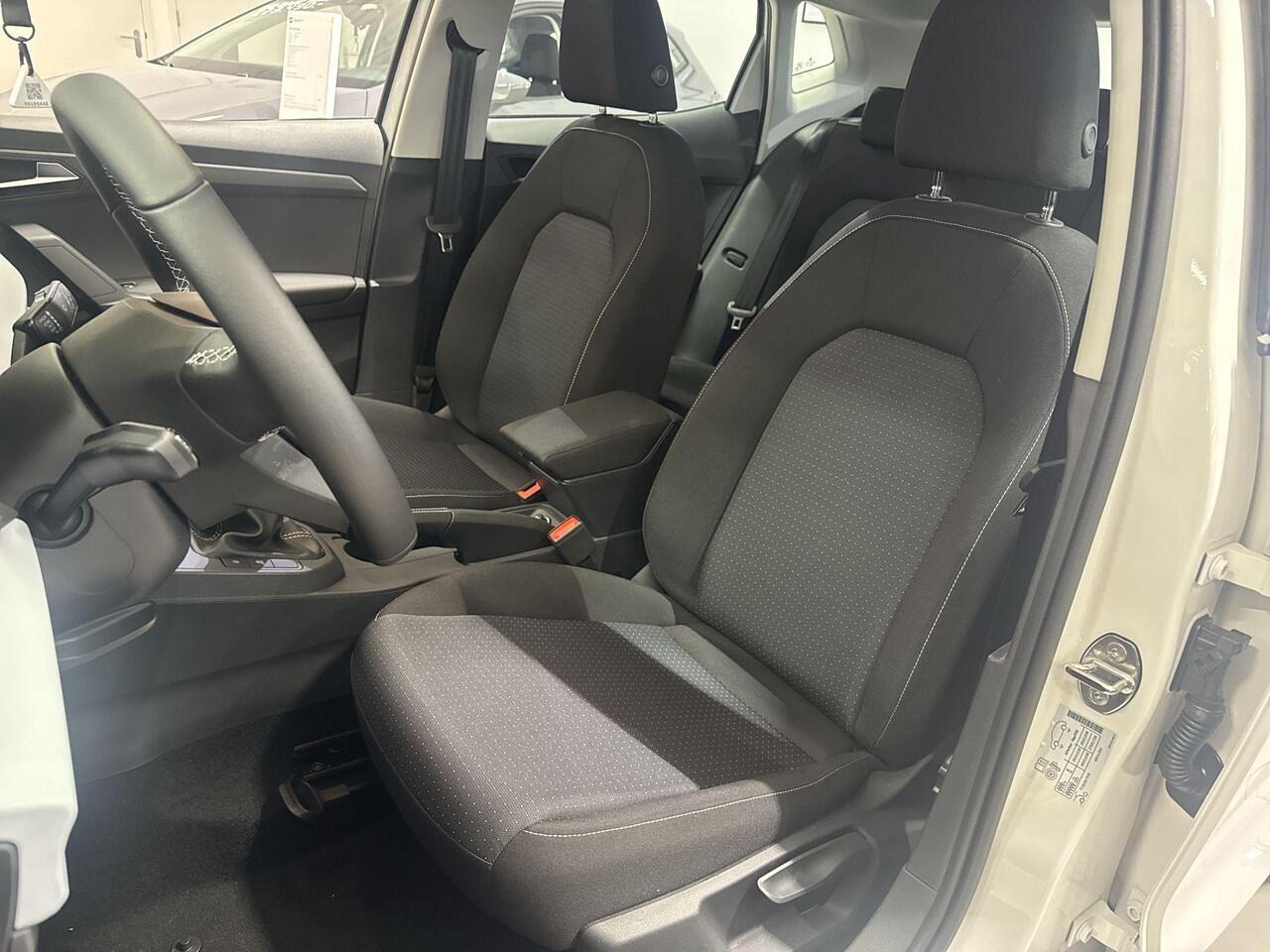 Seat IBIZA 1.0 EcoTSI Style APPLE CARPLAY Lichtmetalen velgen | Parkeersensoren | 2500 herwaardering!!