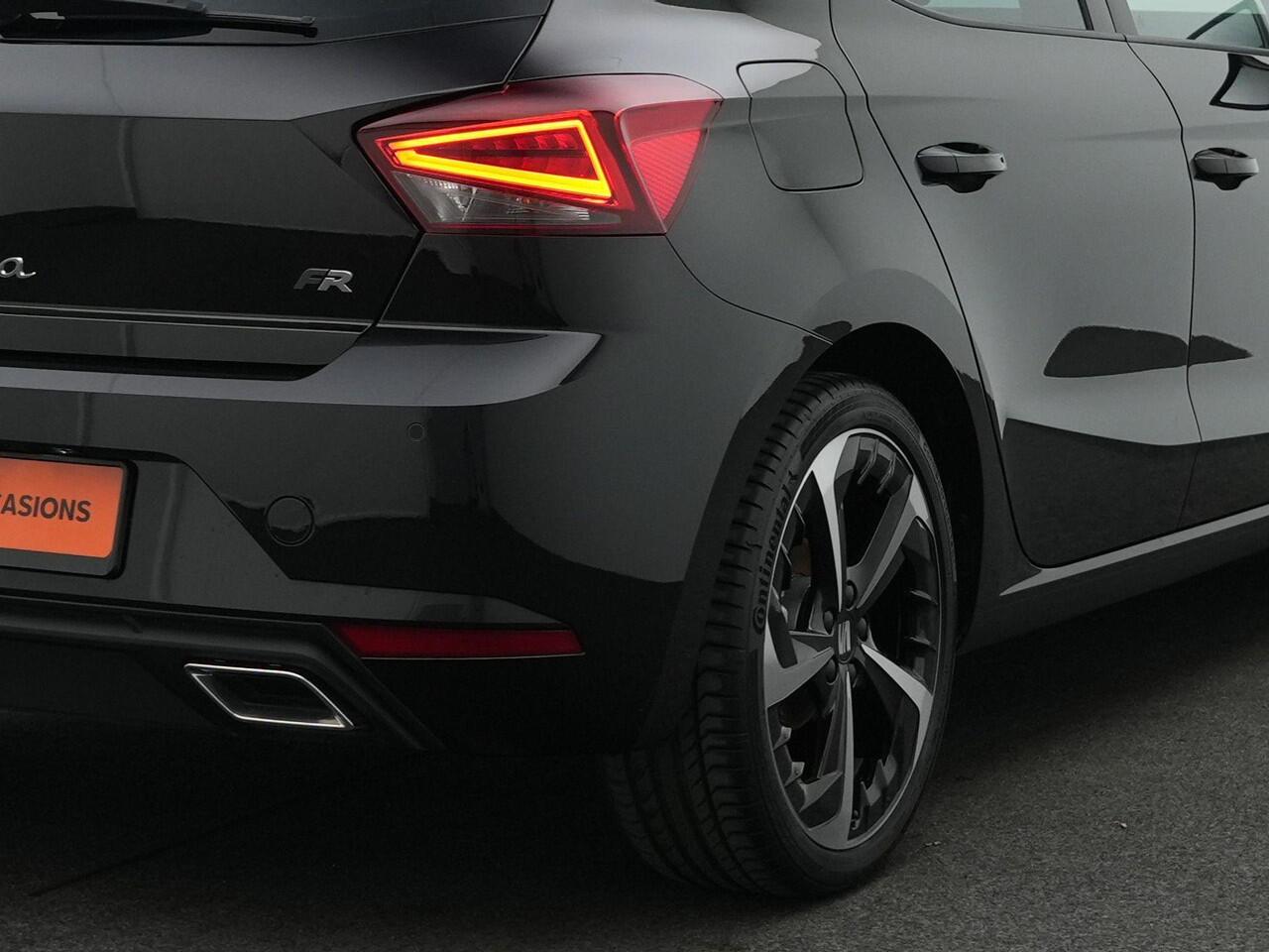 Seat IBIZA 1.0 EcoTSI 115 pk DSG FR | Adaptive Cruise | Parkeersensoren voor/achter | Carplay