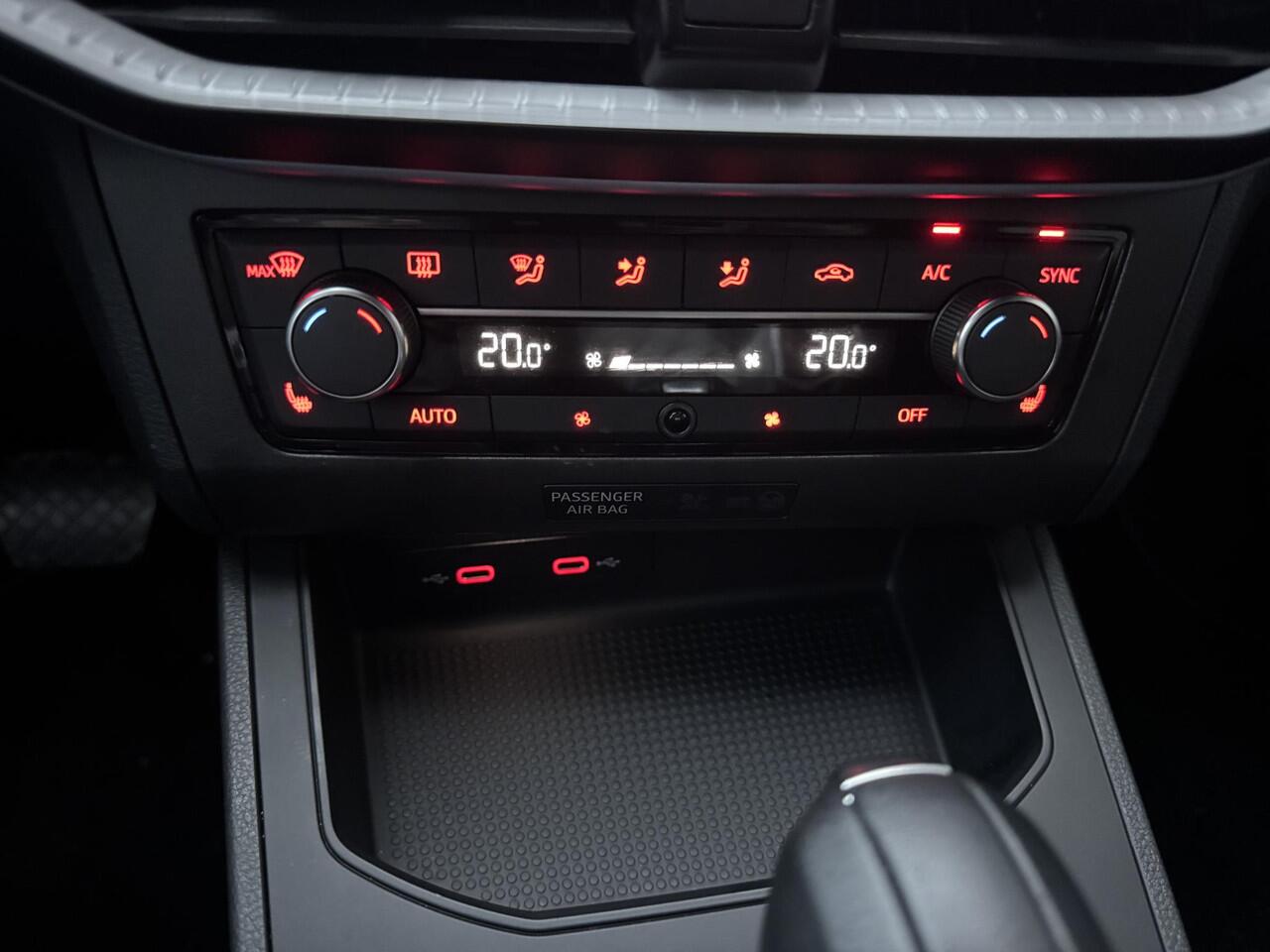 Seat IBIZA 1.0 EcoTSI FR Business Connect | Stoelverwarming | Achteruitrijcamera | Apple CarPlay / Android Auto | Adaptive Cruise Control |