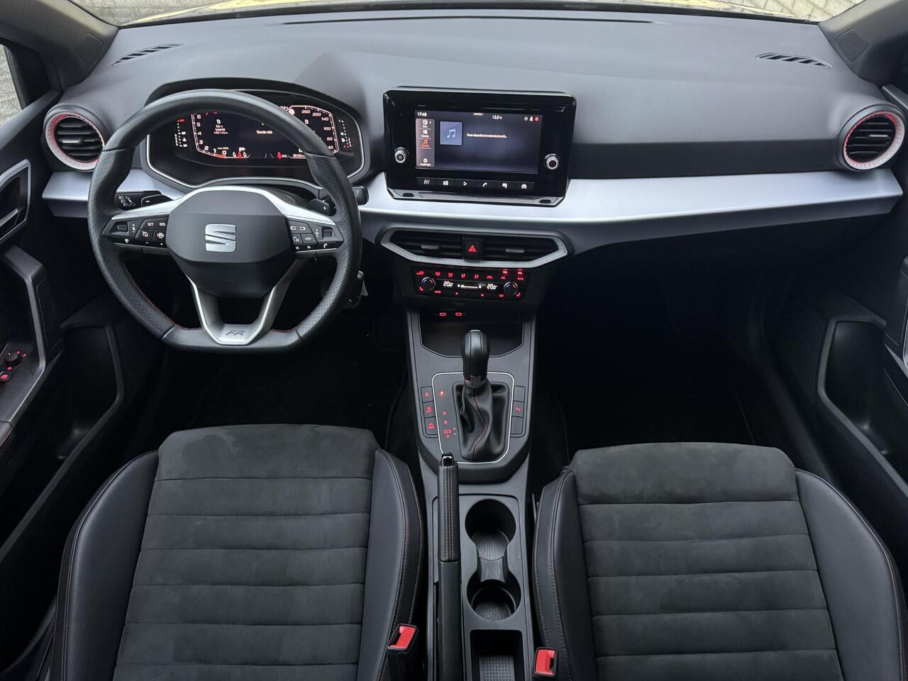 Seat IBIZA 1.0 EcoTSI FR Business Connect | Stoelverwarming | Achteruitrijcamera | Apple CarPlay / Android Auto | Adaptive Cruise Control |