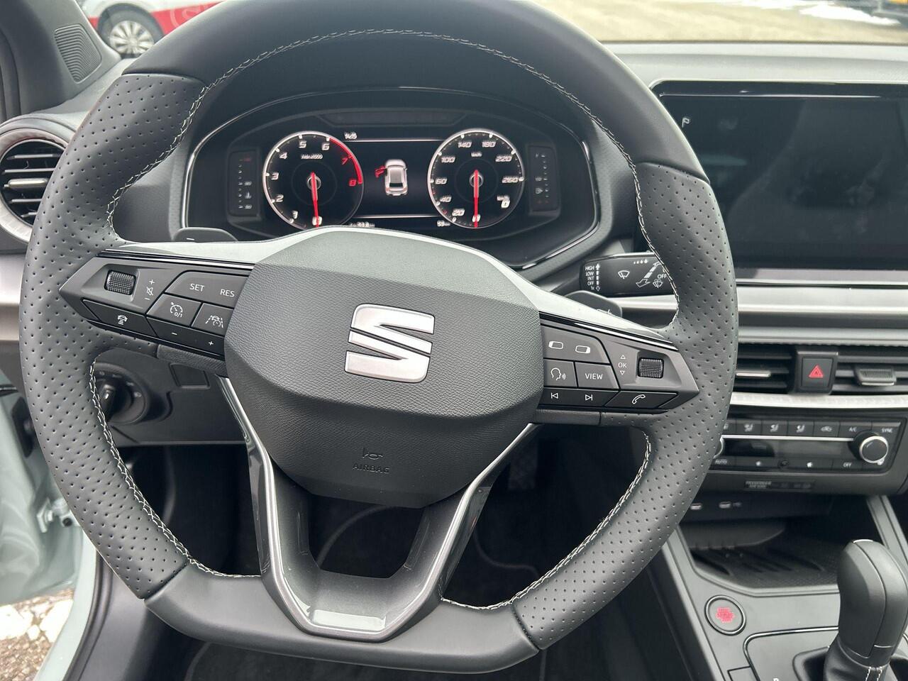 Seat IBIZA FR Business Connect 1.0 TSI 85kW / 115pk Hatchback | Panorama dak | 18'' inch Velgen | Seat Audio