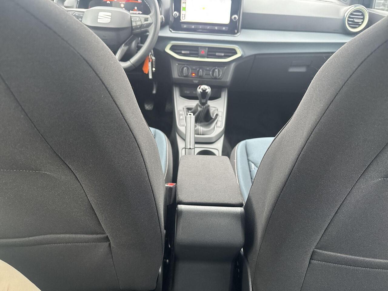Seat IBIZA Style Plus 1.0 EcoTSI 70 kW / 95 PK Hatchback 5 de | Mettalic Lak | 3000,- inruilvoordeel!!
