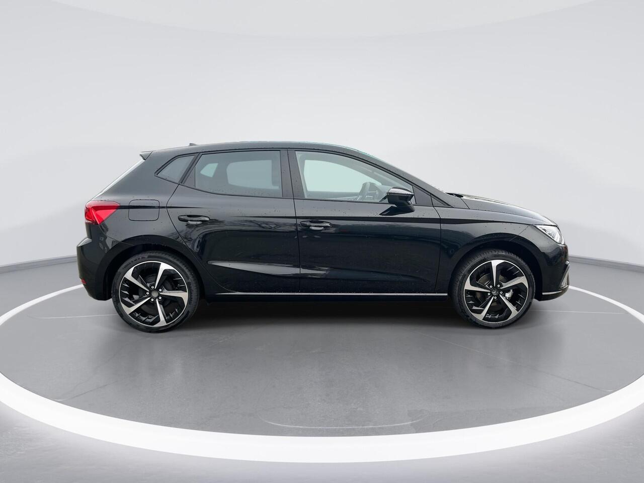 Seat IBIZA FR Business Connect 1.0 EcoTSI 70 kW / 95 PK Hatch 5 deurs | 5 versn. handbak | 18 inch lichtmetalen velgen | Herwaardering | Privatelease 420,- Per maand!