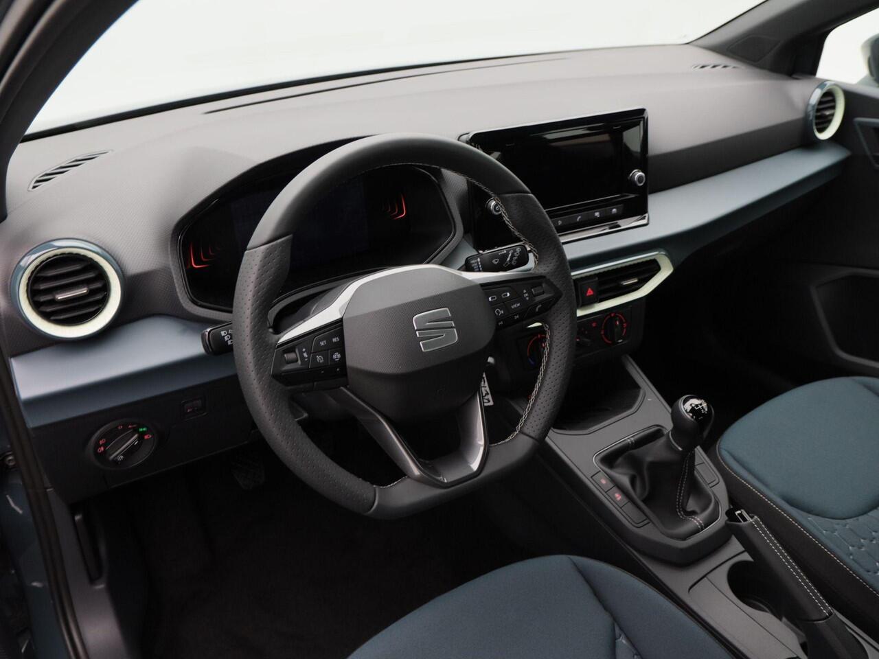 Seat IBIZA Style Plus 1.0 TSI 95 PK | Cruise control | Parkeersensoren | Carplay | Airco