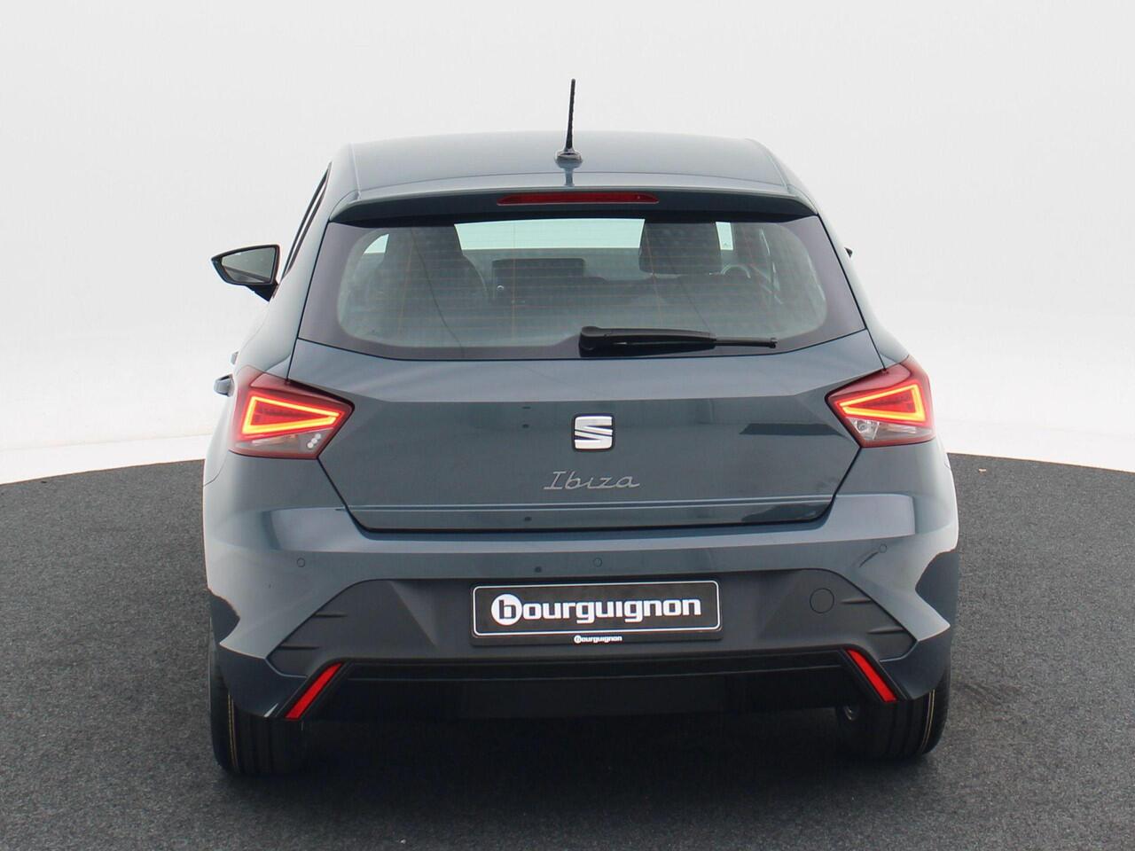 Seat IBIZA Style Plus 1.0 TSI 95 PK | Cruise control | Parkeersensoren | Carplay | Airco