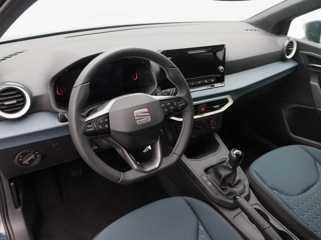 Seat IBIZA Style Plus 1.0 TSI 95 PK | Cruise control | Parkeersensoren | Carplay | Airco