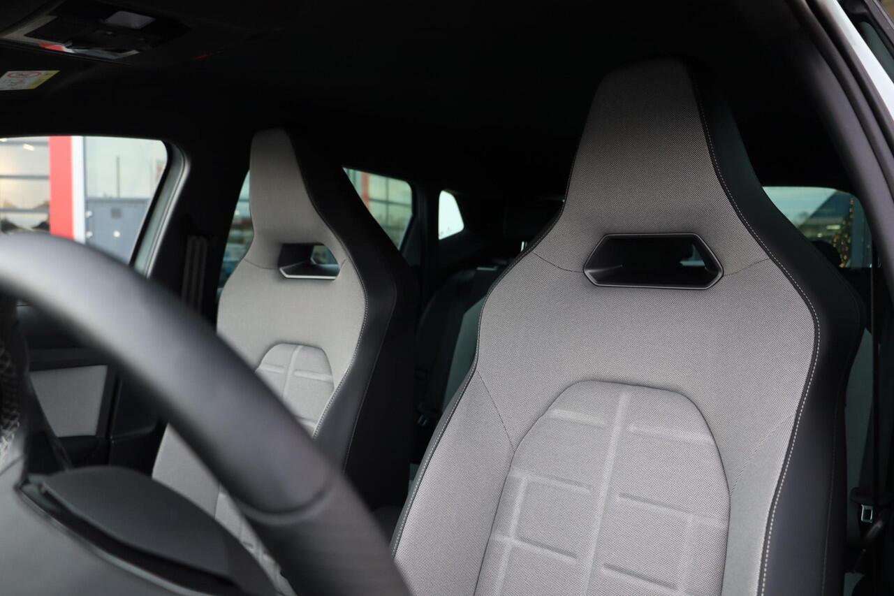 Seat IBIZA 1.0 EcoTSI FR Business Connect 115PK / 85kW, Achteruitrijcamera, Apple Carplay & Android Auto, verwarmbare voorstoelen, Keyless Entry, dodehoekdetectie, full LED koplampen, navigatie, draadloos telefoon laden, groot digitaal instrumentenpaneel (Virtual Co