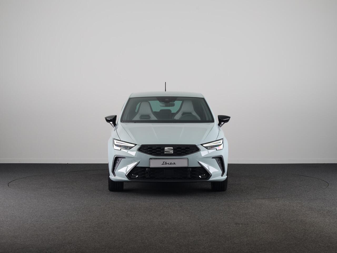 Seat IBIZA 1.0 EcoTSI FR Business Connect | Oniric Grey | Velgen 'Performance Machined' 18 inch