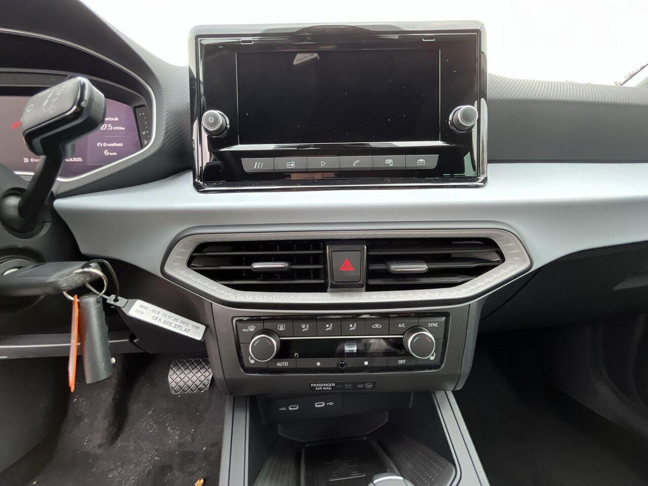 Seat IBIZA Style Business Connect 1.0 EcoTSI 85 kW / 115 PK H | 7 versn. DSG | Herwaardering!| Privatelease 397,- Per maand!