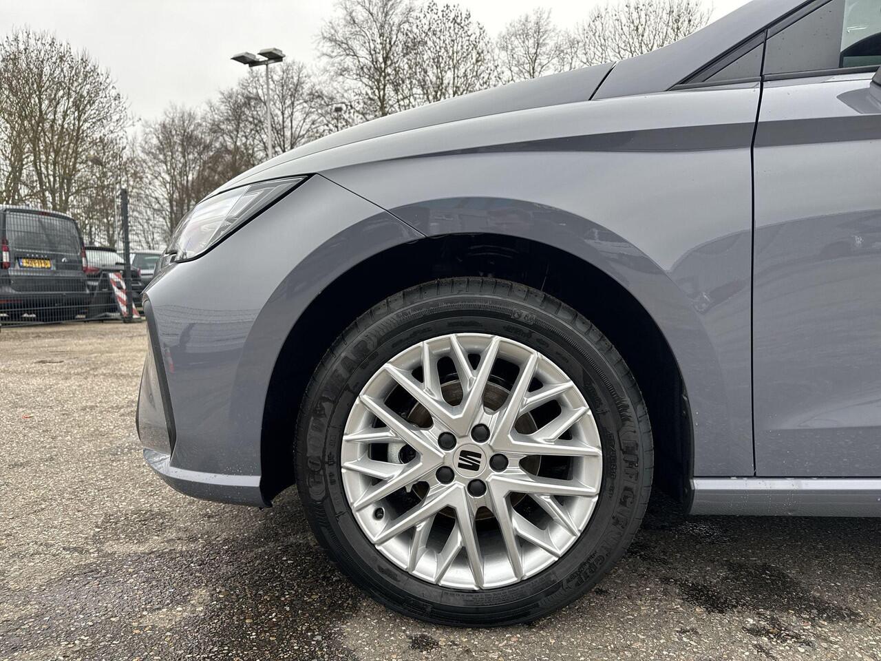 Seat IBIZA Style Plus 1.0 EcoTSI 70 kW / 95 PK Hatchback 5 de | Metallic Lak | 3000,- Inruilvoordeel!!