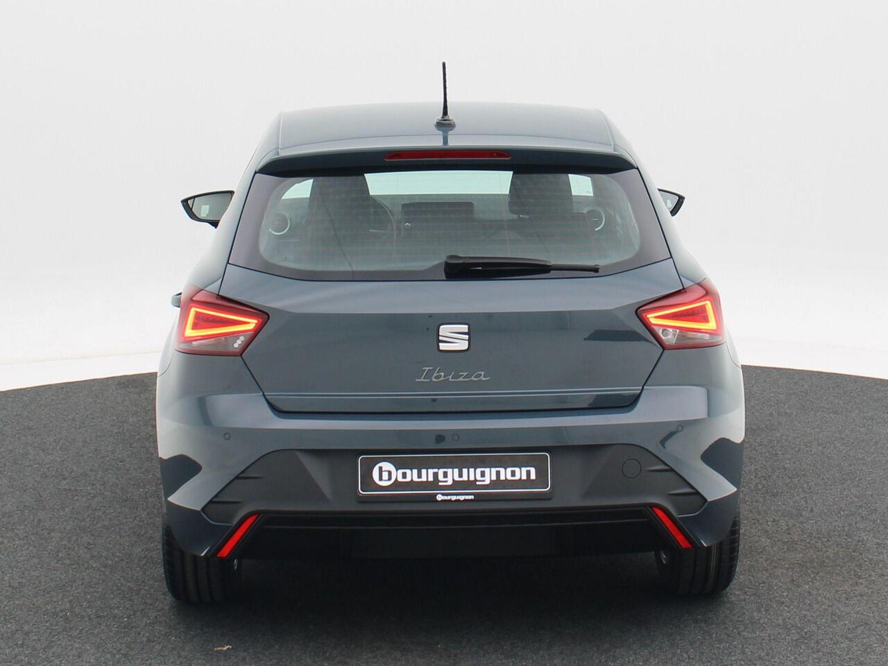 Seat IBIZA Style 1.0 TSI 95 PK | Cruise control | Parkeersensoren | Apple carplay / Android auto