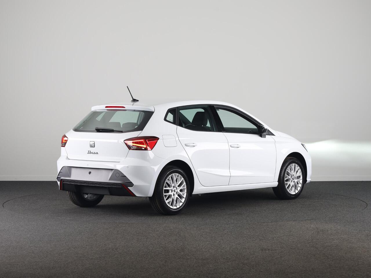 Seat IBIZA 1.0 EcoTSI 95 pk Style | Glacial White Metallic | Apple Carplay | Park Assist | Cruise Control